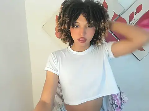Elianisbigcock online show from July 28, 2026, 3:54 pm
