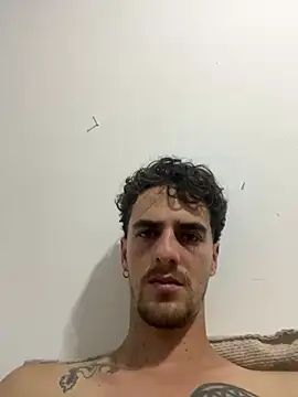 cocinerooo12 online show from August 5, 2026, 6:55 pm
