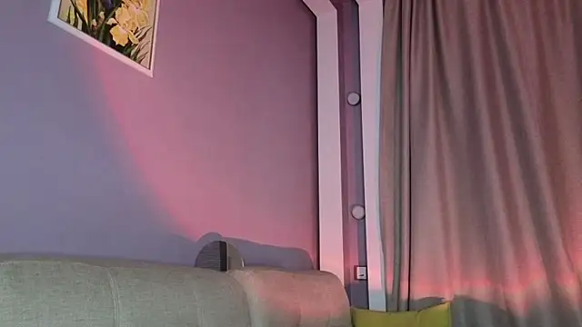 Snapshot of JohnsieNovitske chatting on July 23, 2026, 7:12 pm JohnsieNovitske online show from July 23, 2026, 7:12 pm