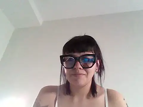 Black scarlett-25 online show from August 7, 2026, 1:02 pm