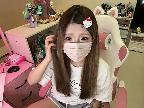 hirunechandayo  online show from June 23, 2026, 12:58 pm