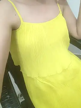 sushmita0 online show from June 26, 2026, 1:48 pm