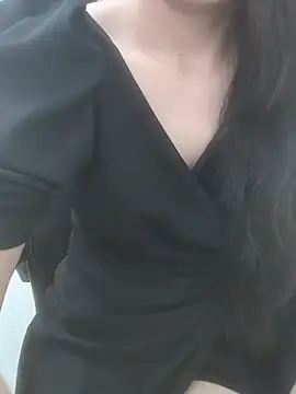 sushmita0 online show from July 1, 2026, 3:30 am