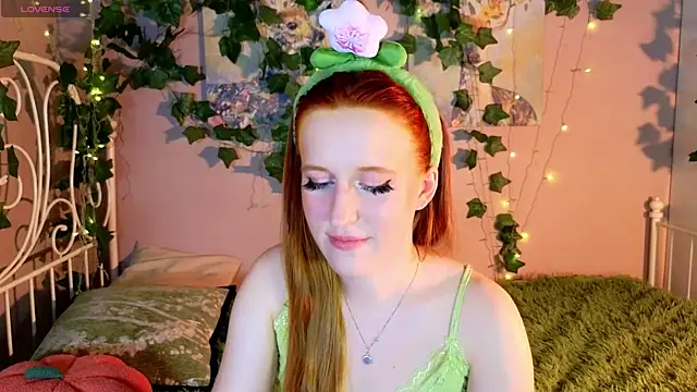 Eva Bellea online show from July 27, 2026, 12:56 pm