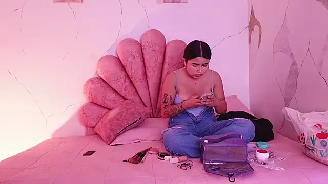 GabbyAndDominic online show from July 14, 2026, 12:55 pm