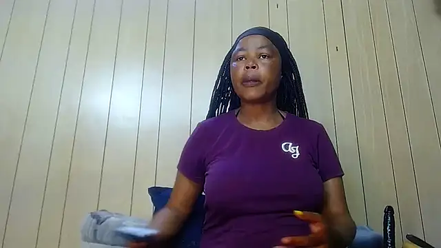 spicykittyy online show from July 1, 2026, 6:26 am