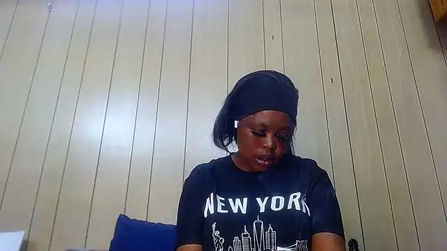 spicykittyy online show from July 17, 2026, 9:38 am