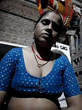 Hot shiri online show from August 5, 2026, 8:11 pm