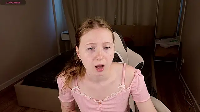 LiliTiny online show from July 16, 2026, 1:44 am