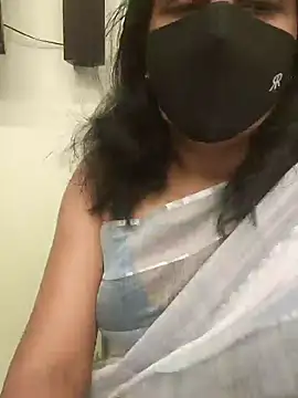 Zaara-Rose online show from July 24, 2026, 7:06 am