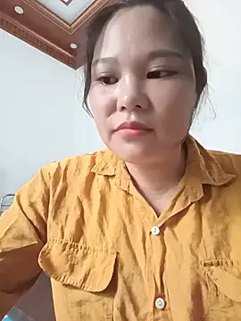 Holy-mi online show from July 23, 2026, 6:11 am