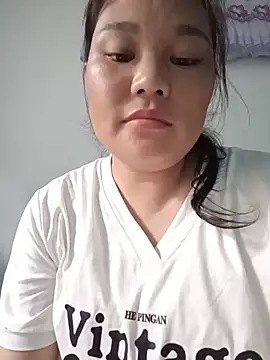 Holy-mi online show from July 28, 2026, 10:21 am