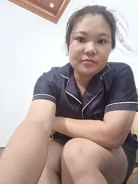 Holy-mi online show from August 3, 2026, 2:21 am