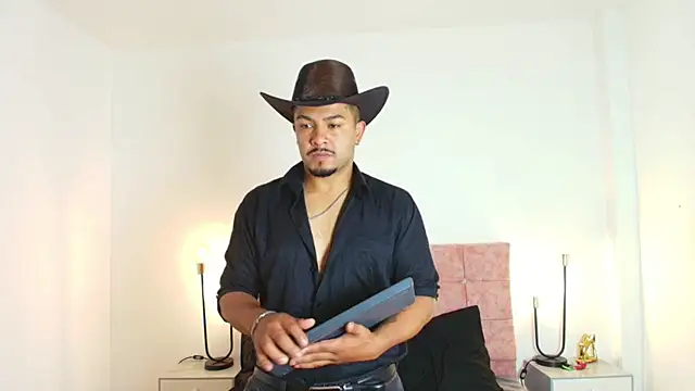 Snapshot of BrunoSilva_ chatting on June 26, 2026, 12:20 pm BrunoSilva online show from June 26, 2026, 12:20 pm