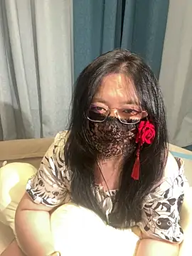 xuanxuan94 online show from July 6, 2026, 2:47 pm