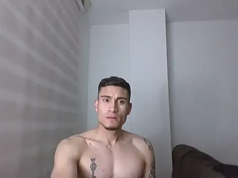 Alejandro00747 online show from August 9, 2026, 5:34 am