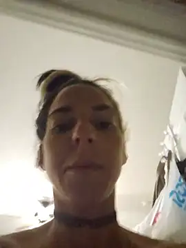 lil jiggly online show from July 2, 2026, 8:53 am