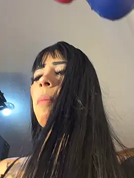 Snapshot of -Brittanny chatting on July 21, 2026, 1:19 am -Brittanny online show from July 21, 2026, 1:19 am