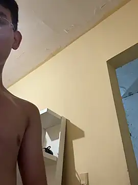 Angeloivan0 online show from July 16, 2026, 7:25 am