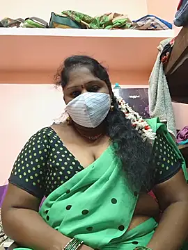 yalini1431 online show from June 27, 2026, 6:24 pm