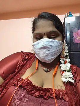 yalini1431 online show from July 9, 2026, 8:13 pm