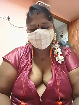 yalini1431 online show from July 16, 2026, 7:31 pm
