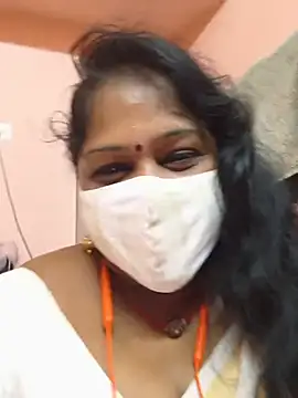 yalini1431 online show from July 19, 2026, 8:56 pm