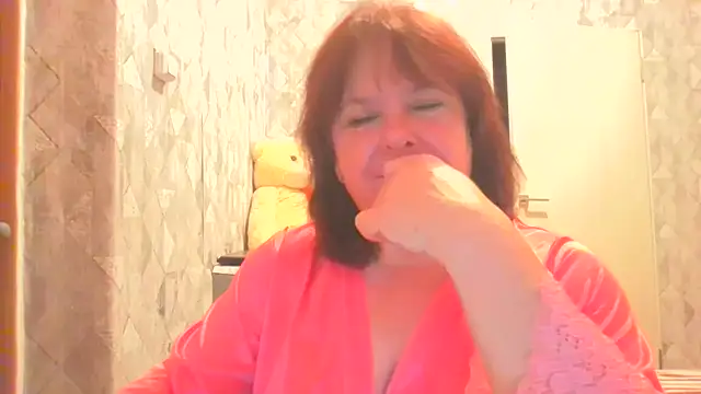 HannahAna39 online show from August 9, 2026, 6:57 pm