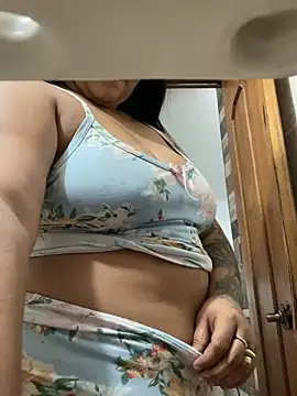 Valentina Tilly online show from July 11, 2026, 2:09 pm
