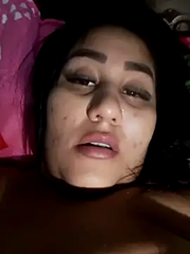 Valentina Tilly online show from July 17, 2026, 3:39 pm