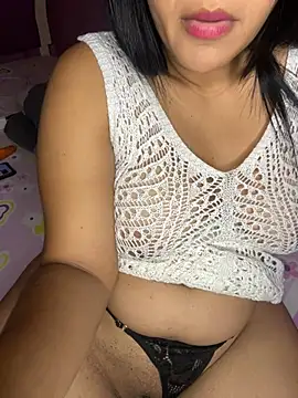 Miss Sami0921 online show from August 7, 2026, 4:03 am