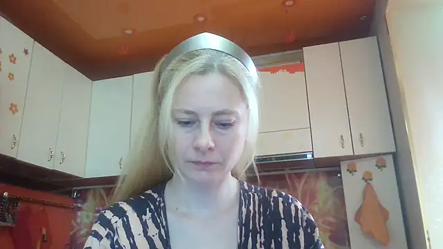 Snapshot of Vexieeka chatting on July 16, 2026, 8:20 am Vexieeka online show from July 16, 2026, 8:20 am