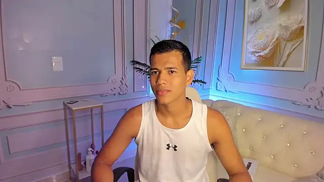 Noah sexhotty online show from June 26, 2026, 2:27 am