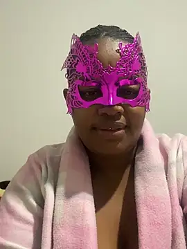 TeePosh online show from July 25, 2026, 10:29 pm
