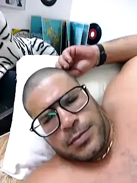 aymen-men online show from July 23, 2026, 8:07 pm