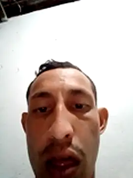 Matheus8i76 online show from August 5, 2026, 11:39 pm