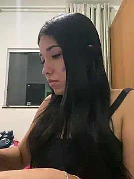alicemaciel22 online show from June 30, 2026, 9:49 pm