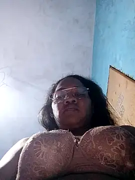 Snapshot of Sexymonmy chatting on July 19, 2026, 5:05 pm Sexymonmy online show from July 19, 2026, 5:05 pm