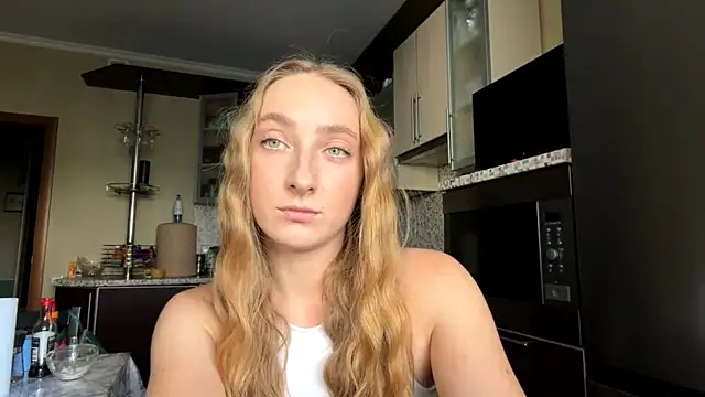 TenaSaladin online show from July 6, 2026, 9:28 am