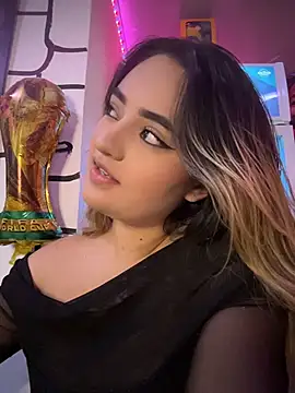 Antonella Julietaa online show from July 10, 2026, 3:47 pm