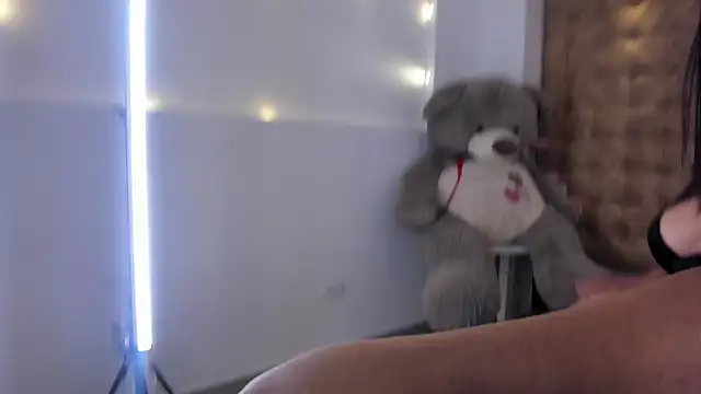 Snapshot of scarlett_honey_ chatting on July 19, 2026, 3:05 pm scarlett honey online show from July 19, 2026, 3:05 pm