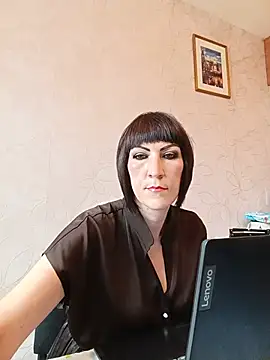 VelvetMansionHQ online show from July 3, 2026, 12:33 pm