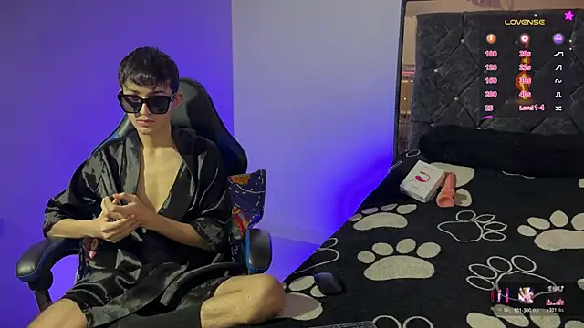 Last alex online show from July 5, 2026, 3:02 am