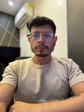 andrewlopezz online show from July 8, 2026, 9:41 pm