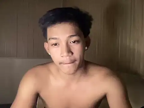 YourcumBoy77 online show from July 5, 2026, 3:30 pm