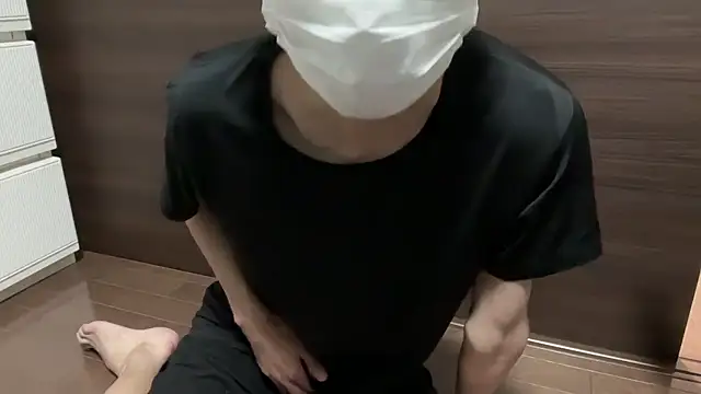 kei room online show from July 9, 2026, 2:10 pm