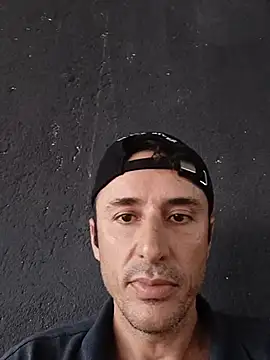 Snapshot of tontommm chatting on July 12, 2026, 7:27 pm tontommm online show from July 12, 2026, 7:27 pm