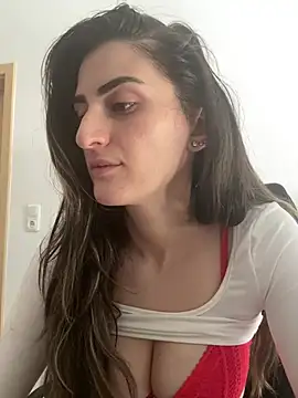 OliviaBaby2- online show from July 9, 2026, 1:04 pm