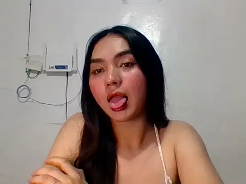 EtherealRae online show from July 14, 2026, 6:57 pm