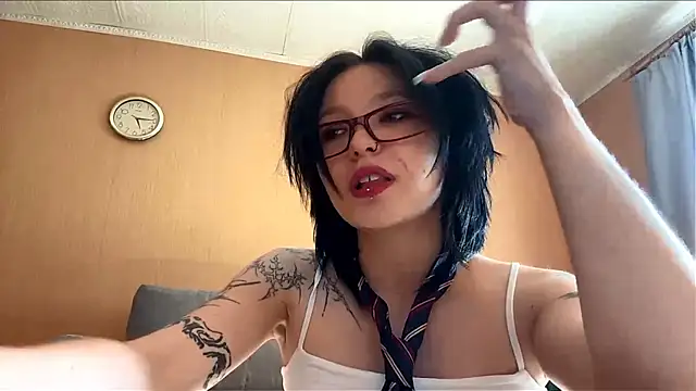 kriniavero online show from July 17, 2026, 2:13 pm